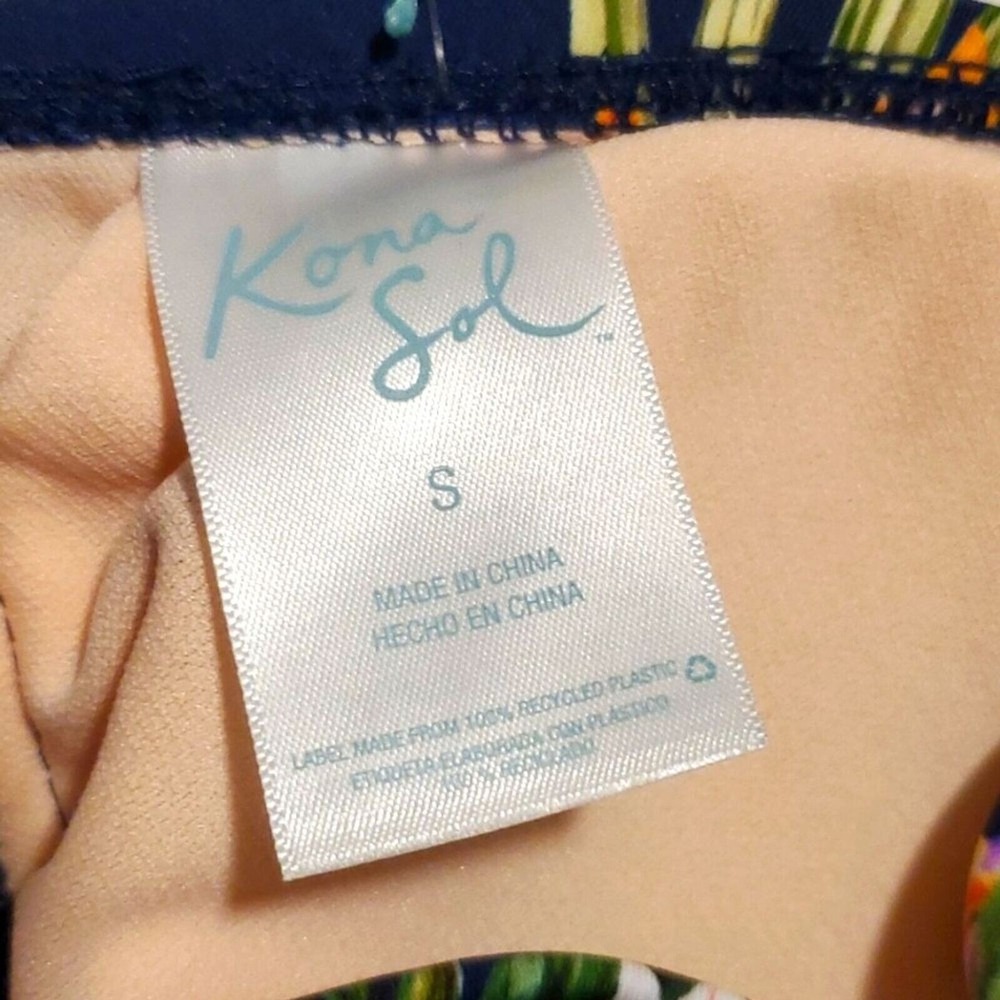 Kona Sol Floral Bikini Top Padded Swimsuit Top Tropical Print New - Picture 5 of 6